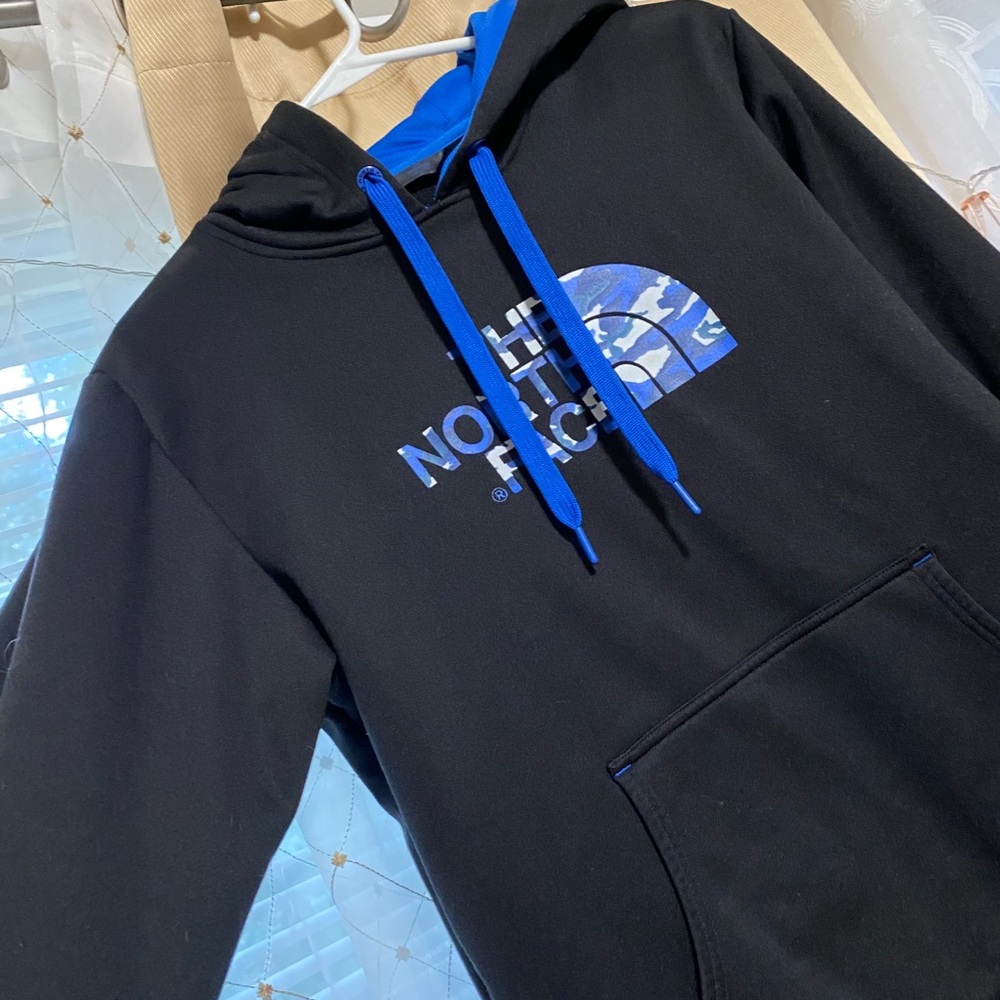 Black and blue northface sweatshirt!